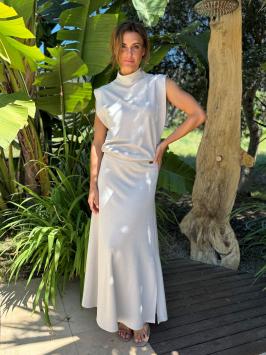 D’etoiles Casiopé HUNTER silver is vervaardigd van een duurzame Italiaanse tricot lurex kwaliteit. Deze recht vallende rok he