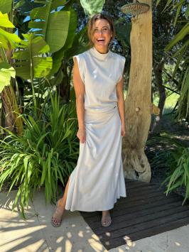 D’etoiles Casiopé HUNTER silver is vervaardigd van een duurzame Italiaanse tricot lurex kwaliteit. Deze recht vallende rok he